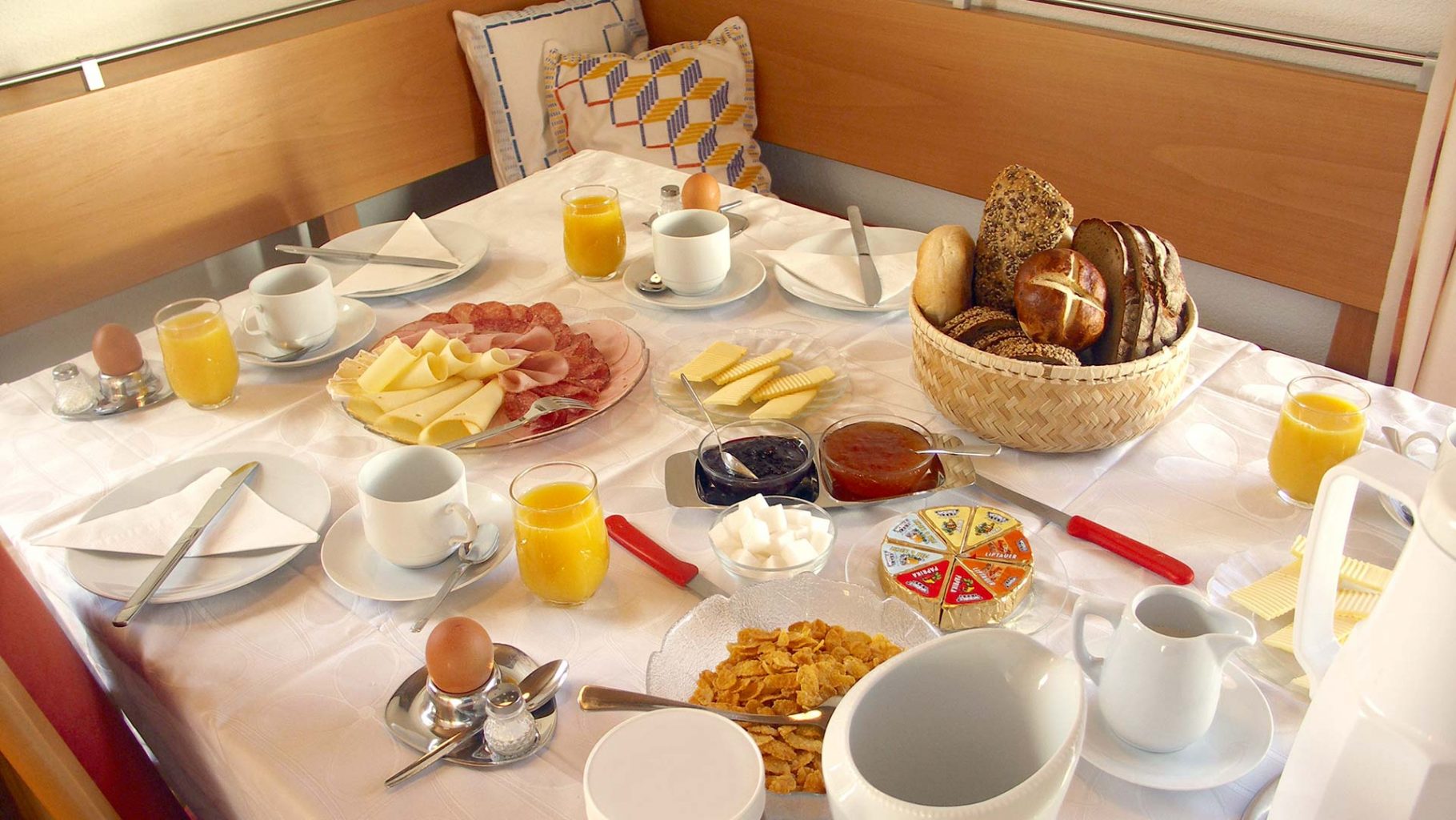 Mit unserem reichhaltigen Frühstück starten Sie gestärkt in den Tag.